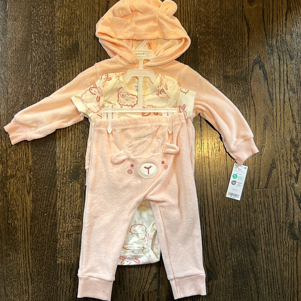Carters 3-piece set - 12M - NWT